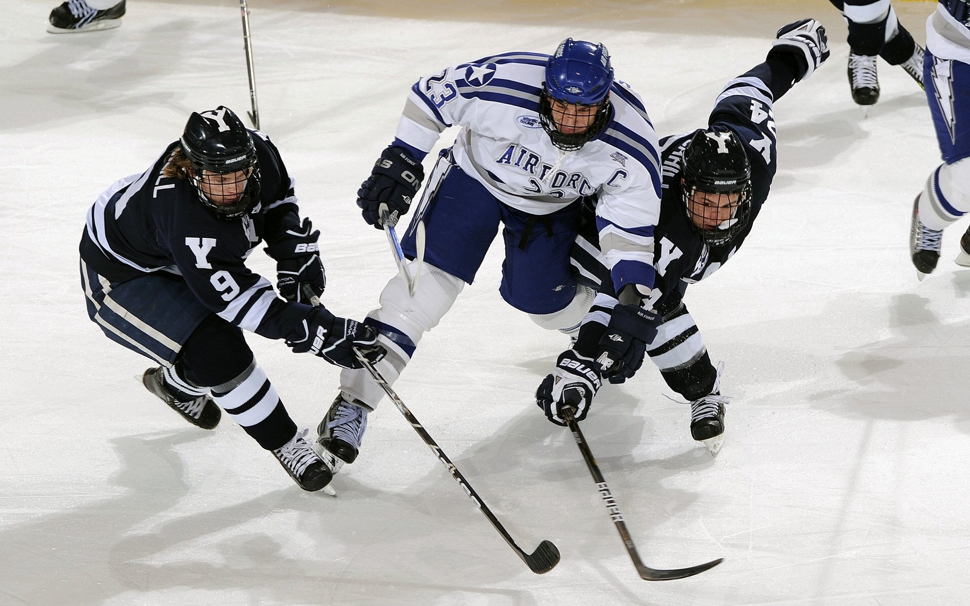 呼啦圈耐力赛 与音乐节奏结合成为城市健身新景观